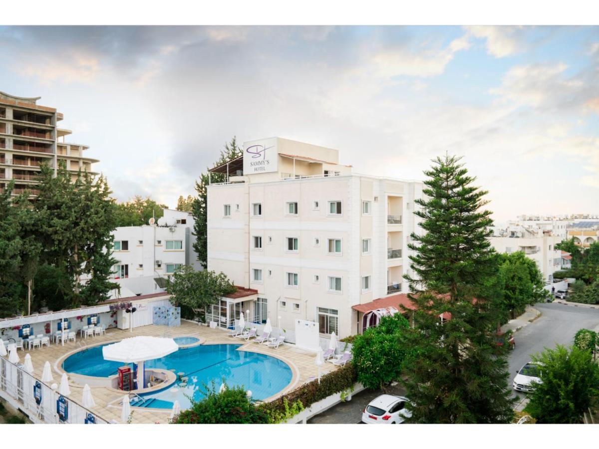 Sammy'S Hotel ไคริเนีย ภายนอก รูปภาพ